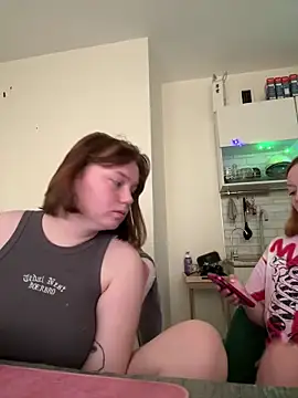 soft focus online show from April 9, 4:47 am