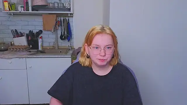 soft focus online show from May 9, 4:49 am