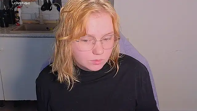 soft focus online show from May 25, 4:56 am