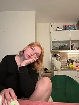 soft focus online show from April 24, 4:47 am