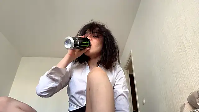 CartiBlue online show from April 15, 12:42 pm