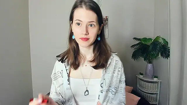 OdiIiaChavarria online show from March 6, 6:52 am