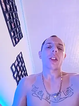 Hugo1993 online show from March 5, 10:27 pm