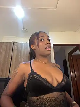 Emi rousse online show from June 3, 4:13 am