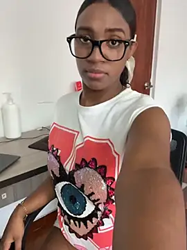 Emi rousse online show from March 12, 12:42 pm