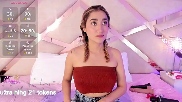 lucy davies online show from April 17, 11:35 am