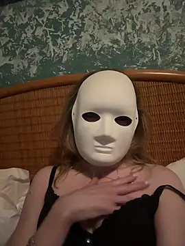 Snapshot of AdamoedEva chatting on March 20, 9:05 pm AdamoedEva online show from March 20, 9:05 pm