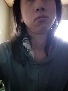 mako7612 online show from April 2, 4:52 am