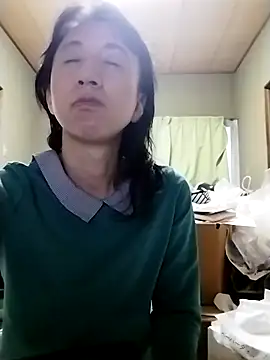 mako7612 online show from May 19, 7:32 pm