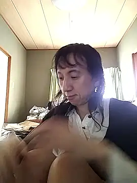 mako7612 online show from April 15, 10:32 pm