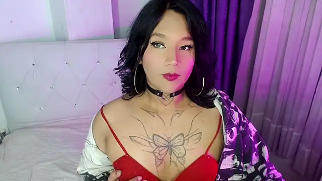 isadoraqueeen online show from March 29, 3:52 am