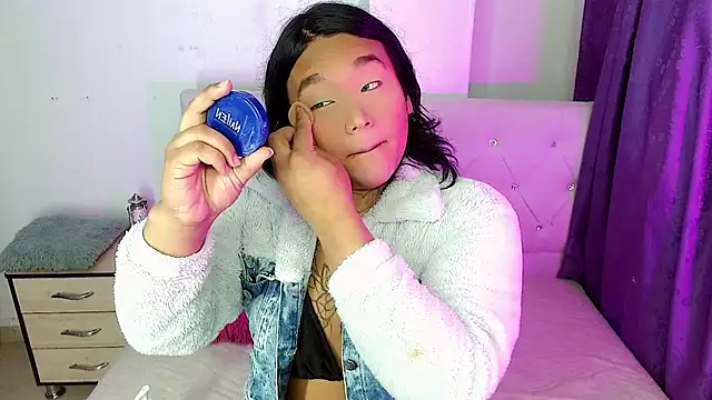 isadoraqueeen online show from April 17, 7:17 pm