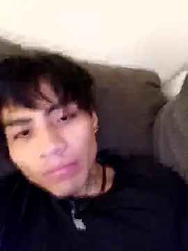 Snapshot of ISAAC6969i chatting on March 3, 7:26 am ISAAC6969i online show from March 3, 7:26 am