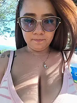 maleja smmith online show from March 20, 9:05 pm