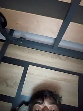 turistahot online show from April 7, 1:40 am