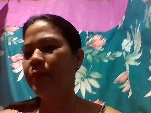 sweet lyn2025 online show from April 9, 12:11 pm