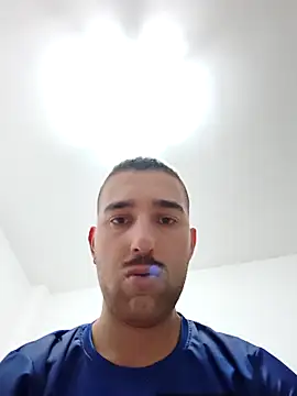 straightdude99 online show from March 4, 10:17 pm