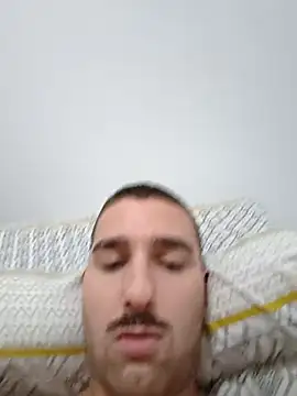 straightdude99 online show from March 17, 11:19 pm