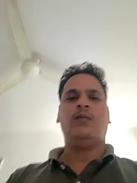 Snapshot of the_guy_u_desire chatting on March 1, 6:35 am the guy u desire online show from March 1, 6:35 am