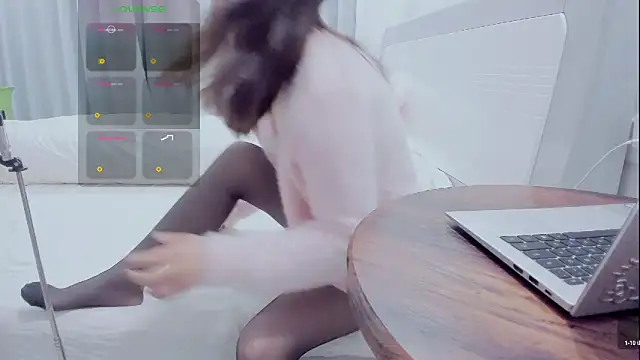 yuanlian66 online show from March 11, 12:21 pm