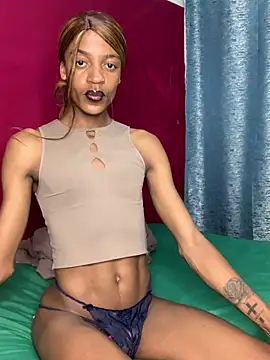Snapshot of Kinky-Nicky04 chatting on July 15, 12:39 am Kinky-Nicky04 online show from July 15, 12:39 am