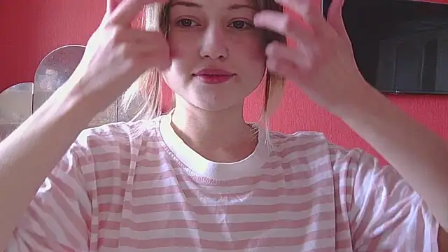 Beloved Mary online show from April 14, 7:46 am