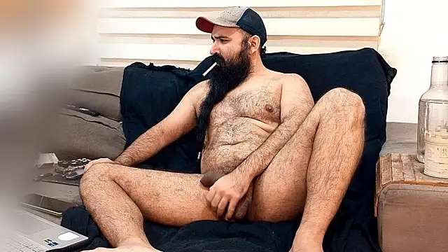 Snapshot of Barba_Negra_Fumador chatting on July 12, 7:37 pm Barba Negra Fumador online show from July 12, 7:37 pm