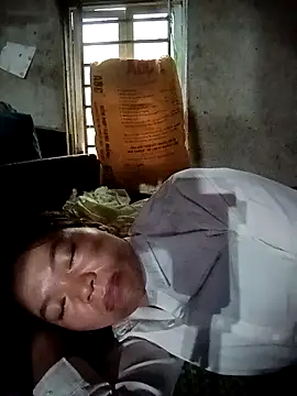 dualeo11 online show from April 18, 11:49 pm