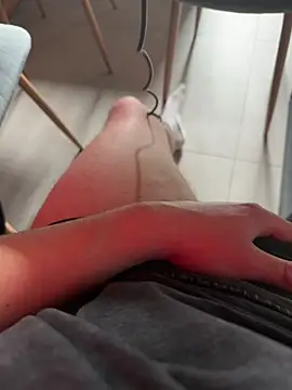 777shedlovscky77 online show from May 17, 9:20 am