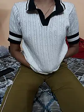 Glow Queen online show from March 24, 6:19 pm