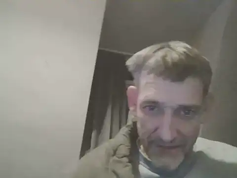 DOUBLETROUBLE7773 online show from March 25, 11:25 pm