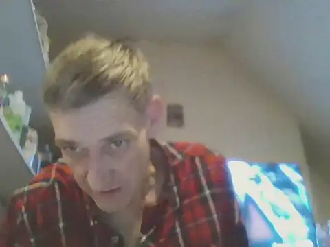 DOUBLETROUBLE7773 online show from March 17, 2:58 am