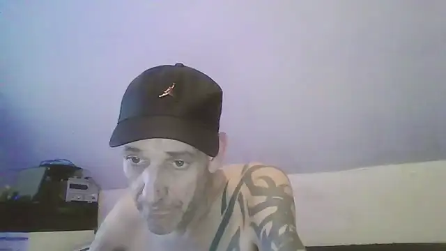 DOUBLETROUBLE7773 online show from March 30, 7:15 pm