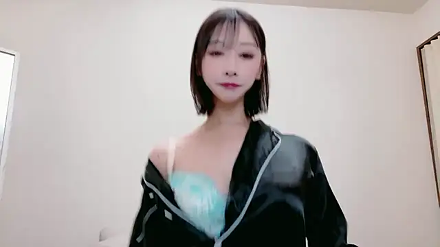 Asuka H xxx online show from March 25, 1:32 pm