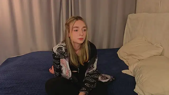 BelindaNeira online show from March 20, 7:37 pm