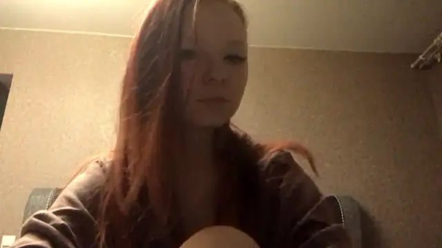 velyraxis online show from March 18, 9:15 pm