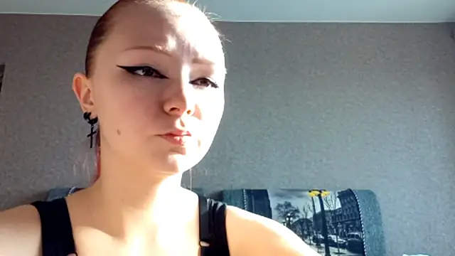 velyraxis online show from March 21, 12:42 pm