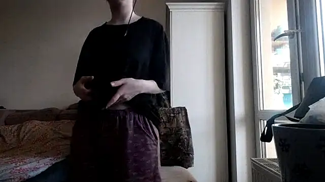 velyraxis online show from March 13, 8:30 am