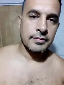 Ezehombre online show from March 22, 7:59 pm