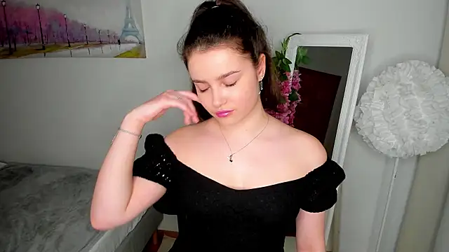 Snapshot of rizz_caprice chatting on March 1, 7:58 pm rizz caprice online show from March 1, 7:58 pm