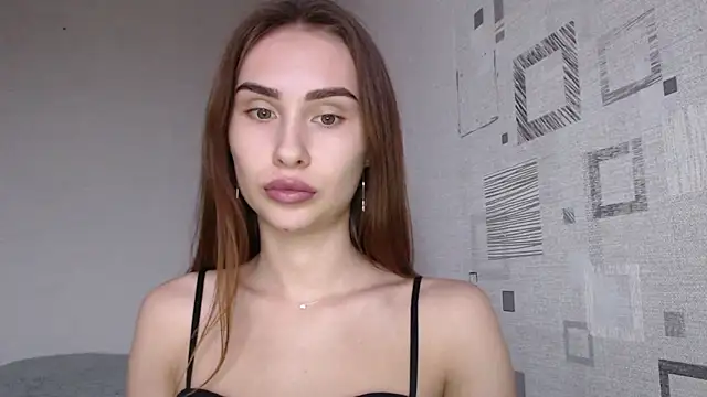 yourameliaa online show from March 3, 1:07 pm