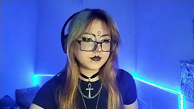 CucKuhta online show from March 13, 1:27 pm