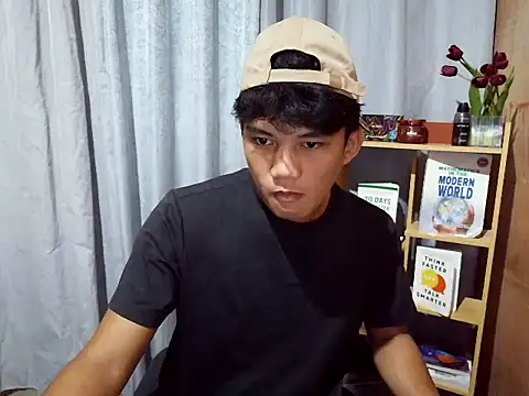 Snapshot of marksurelyhard chatting on May 21, 4:10 am marksurelyhard online show from May 21, 4:10 am