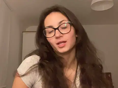 Ellamay06 online show from March 3, 9:22 pm