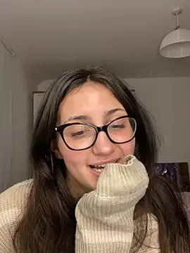 Ellamay06 online show from March 2, 8:27 pm