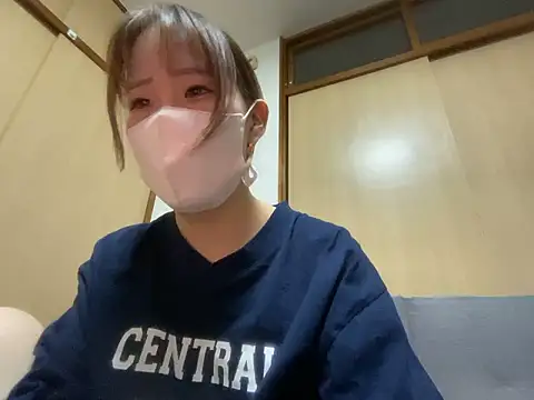 airi-ai0302 online show from May 15, 3:10 pm