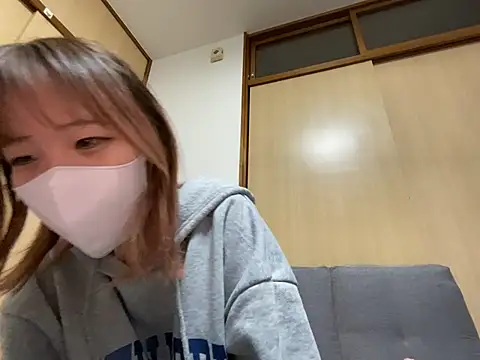 airi-ai0302 online show from May 23, 10:53 pm