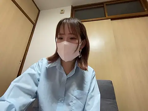 airi-ai0302 online show from May 17, 8:31 pm