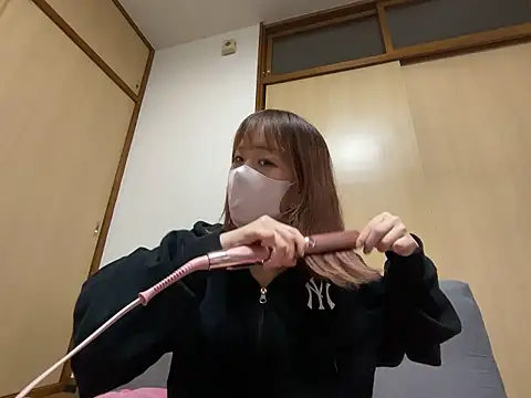 airi-ai0302 online show from May 21, 5:10 pm