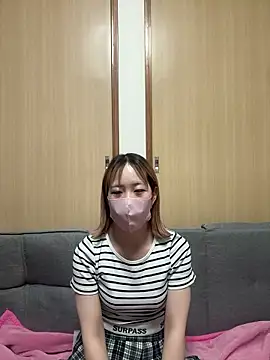 airi-ai0302 online show from March 24, 2:17 pm